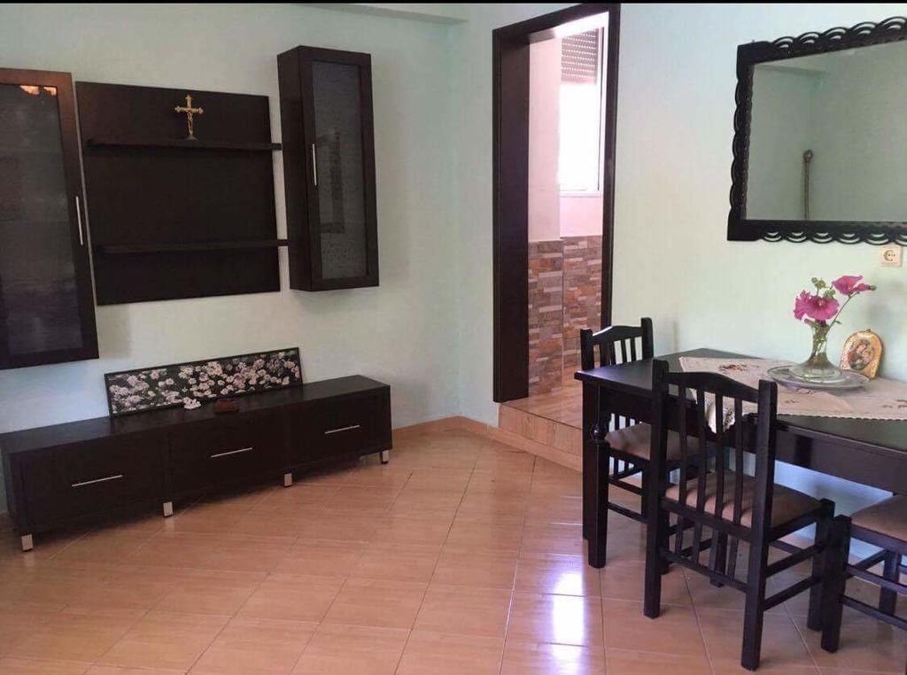 Vieri Apartments Lukovë Oda fotoğraf